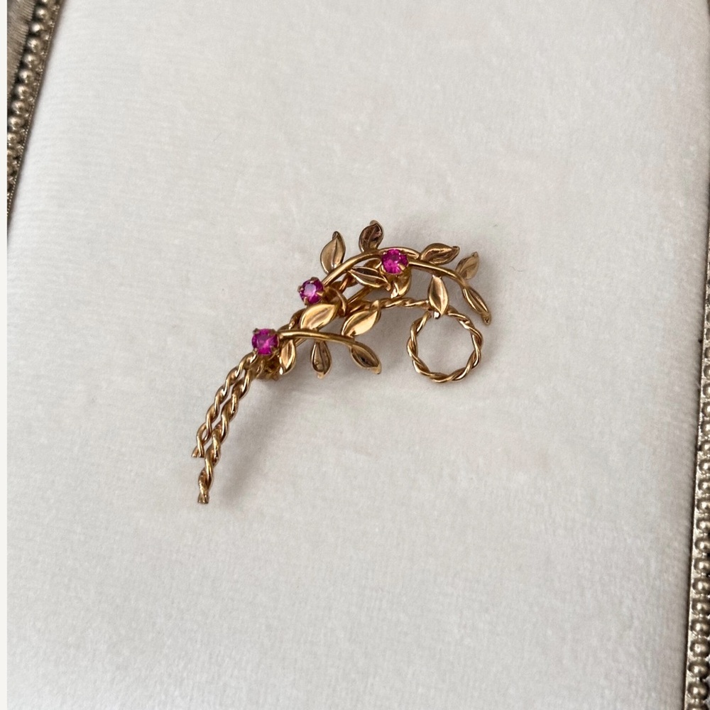Natural Ruby 12k GF Floral Brooch 1.5 inch Estate Vintage